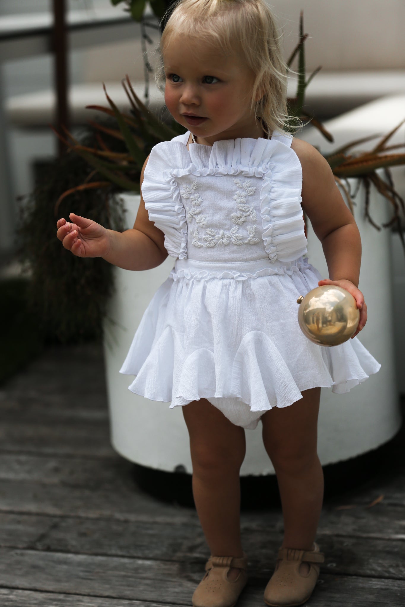 Baby white romper 2025
